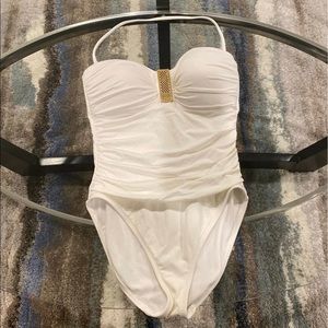 La Blanca White one piece swimsuit